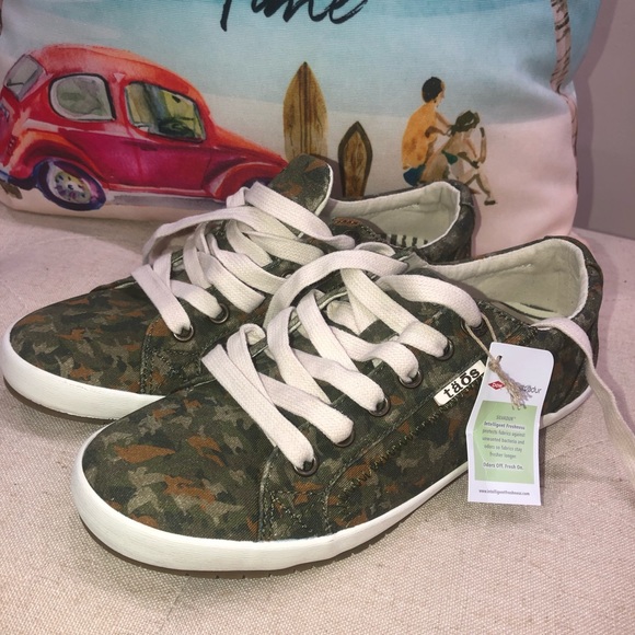 Taos NWOB! Star Desert Dark Camo Print Sneakers - Picture 2 of 10